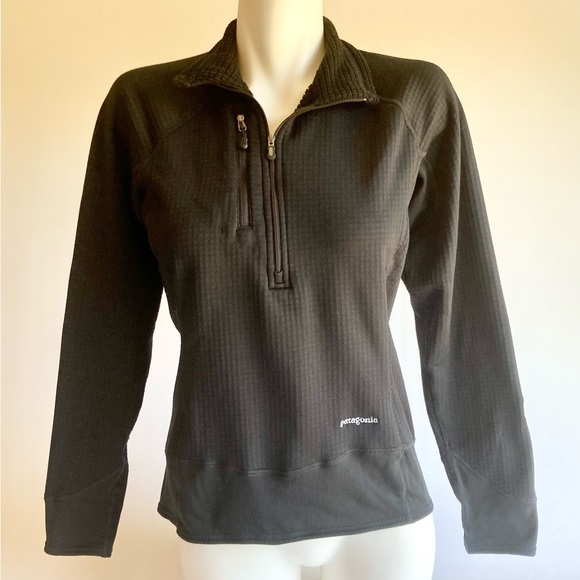 Patagonia Jackets & Blazers - Patagonia Black Polyester 1/3 Zip Jacket size S